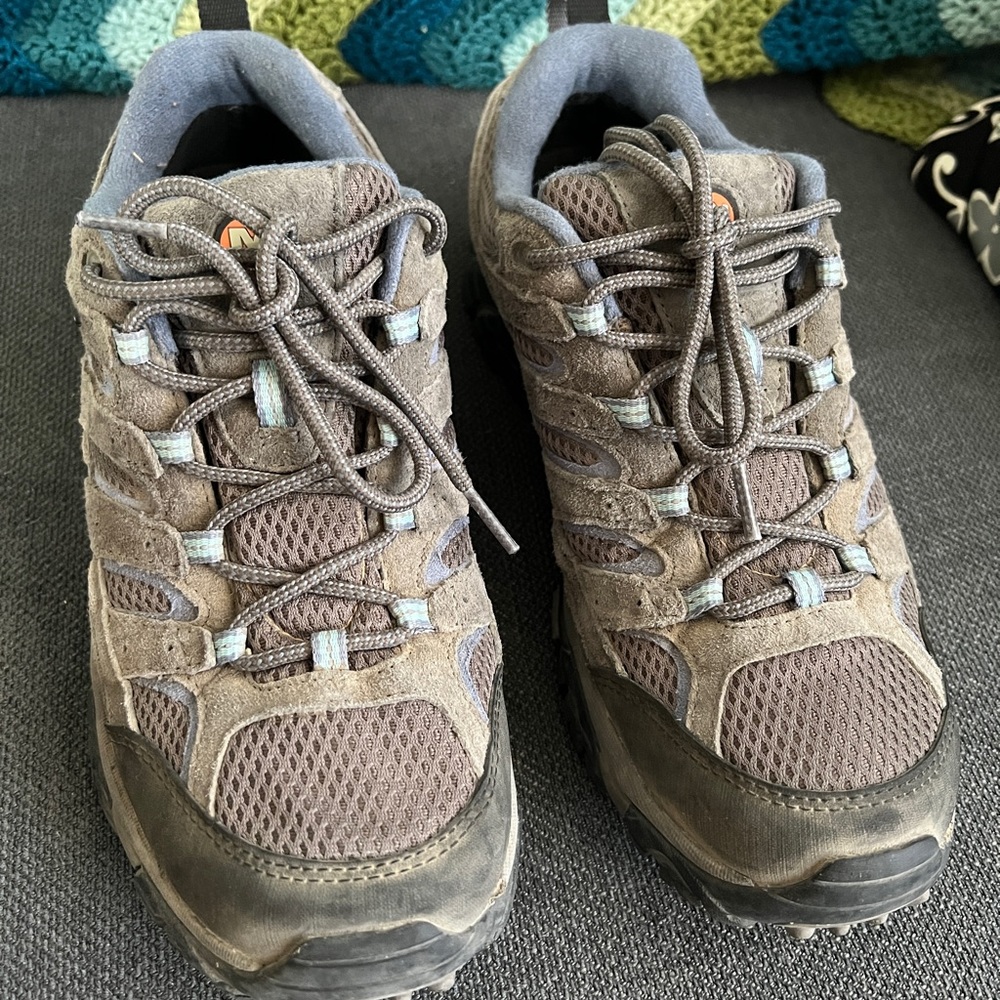 Merrell J06026 Women's MOAB 2 Waterproof Granite Hiking Shoes Sz 9.5